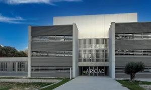 The ARCAD centre is built in the form of an H around a seed conservation platform, at the heart of which is a robot stacker that is the only one in Europe © INRAE, C. Maitre