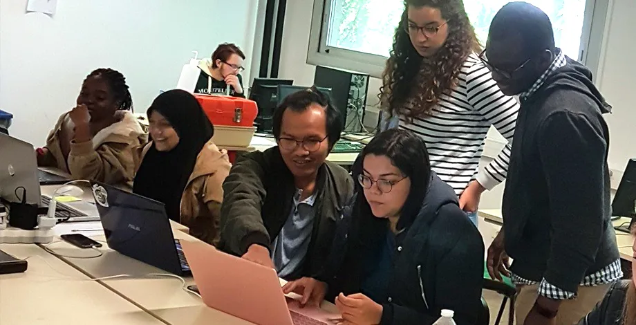 The Hive, a dedicated place to work and co work